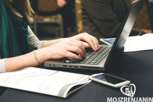 cura na laptopu cura na laptopu